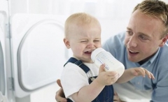 宝宝不吃奶怎么办?宝宝不吃奶的原因